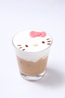 クリスマスラテ （ICE） ￥650