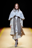 matohu 2014-15秋冬コレクション「ふきよせ」