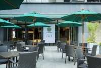 日本茶レストランで「抹茶ビアガーデン」開業