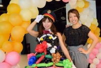 右が痛バルーンアーティスト・ももさん