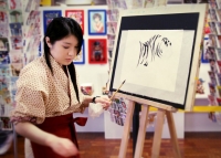 イラストレーター・こなつさん　プロフィール画像【画像提供：FEWMANY】