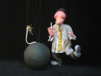 糸による奇妙な夜