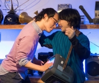「ブラウン管ガムラン試奏風景　2015年2月滞在制作篇」　撮影　高島圭史