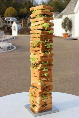 リトルワールド「タワーサンドウィッチ限定販売」 