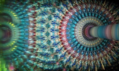 万華鏡展－新しい光の世界、夢想へのいざない－