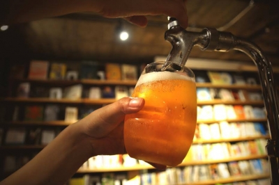 エクストリーム休暇 in 森の図書室(渋谷)　図書館de朝ビール