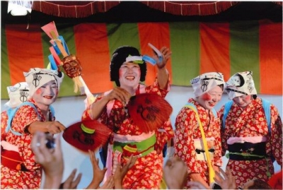 平成27​年八坂神社祭礼　お札まき（戸塚）