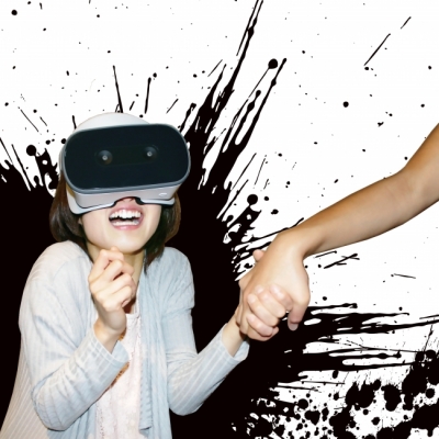 日本初!! 10m×4種類歩行型 恐怖VRアトラクション「つなぐ」