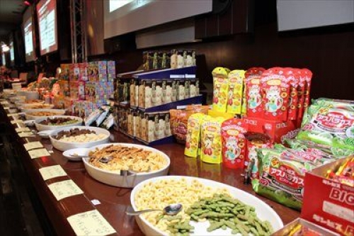 たべっこどうぶつ、アスパラガス・・・。夢の「お菓子食べ放題」