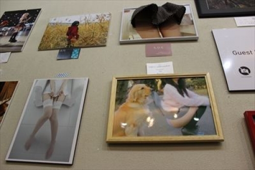 「パンチラ2015」　パンチラアートをローアングルで……。