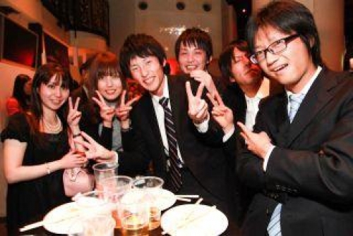1/11(金)銀座 夜景が一望できるアンティーク空間で異業種交流パーティー /200名パーティー