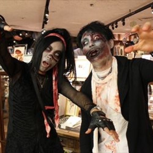 ゾンビになって、ゾンビパーティーに潜入してみた！ゾンビだらけの「一日限りのゾンビカフェ」