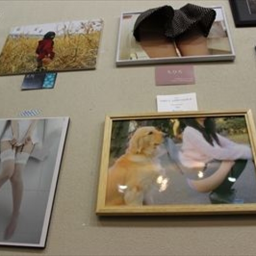 「パンチラ2015」　パンチラアートをローアングルで……。