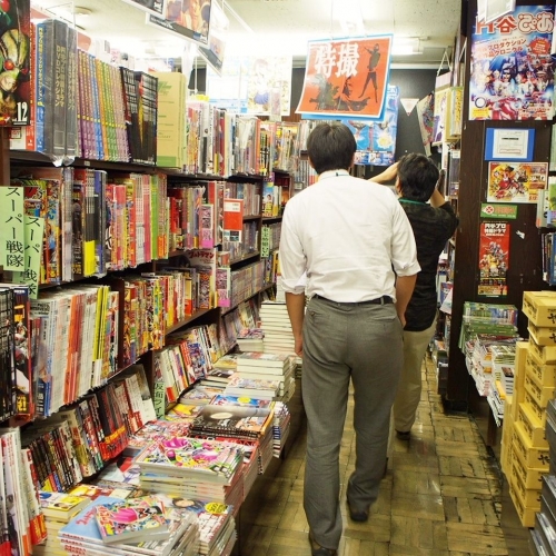 本好き感動！？本屋を遊びつくすクイズ&ゲーム大会、その名も「重版出題！？」